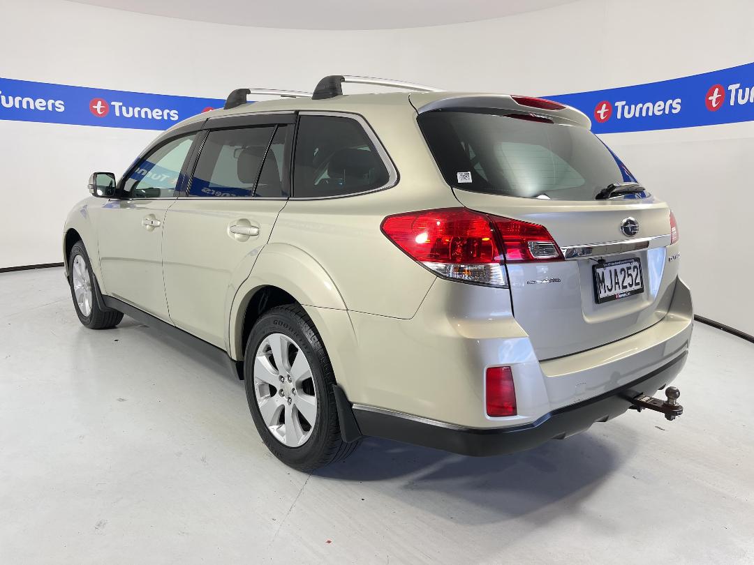 Photo '5' of Subaru Legacy