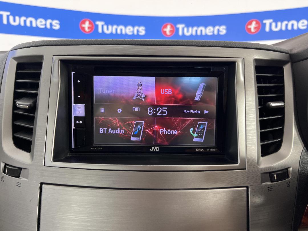 Photo '23' of Subaru Legacy