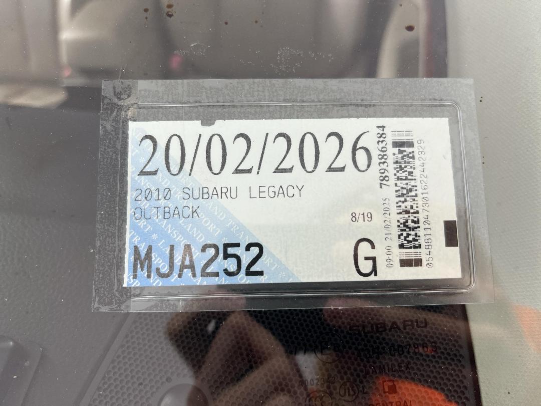 Photo '31' of Subaru Legacy