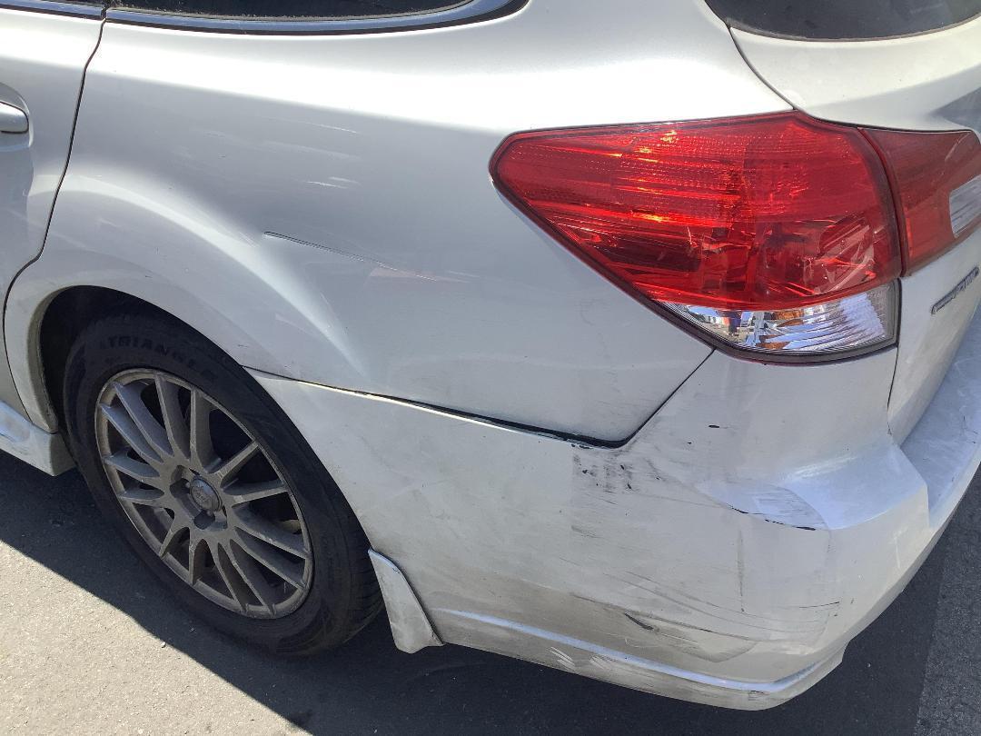 Photo '22' of Subaru Legacy