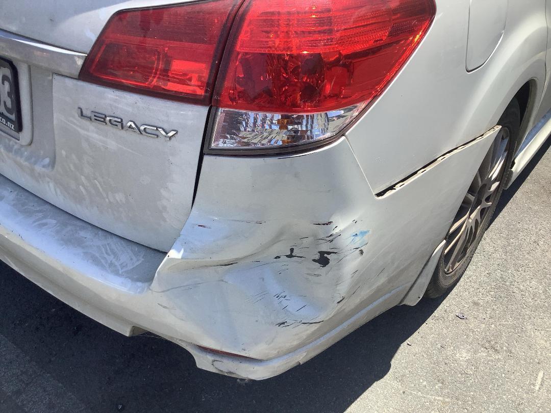 Photo '23' of Subaru Legacy