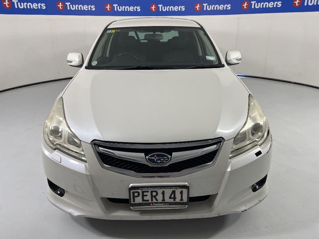 Photo '2' of Subaru Legacy