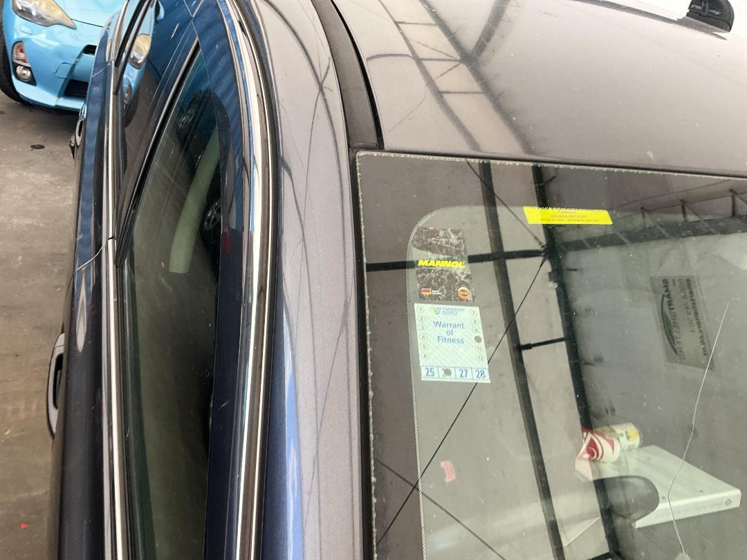 Photo '12' of Subaru Legacy AWD