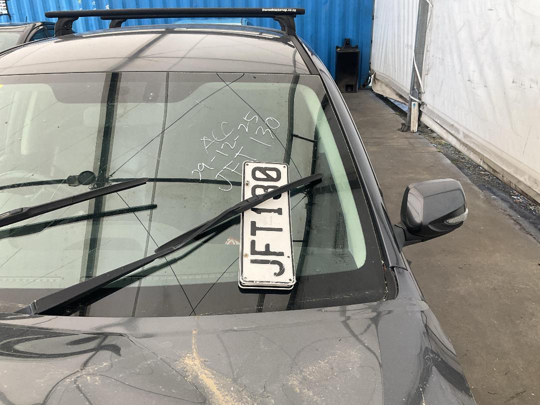 Photo '13' of Subaru Legacy AWD