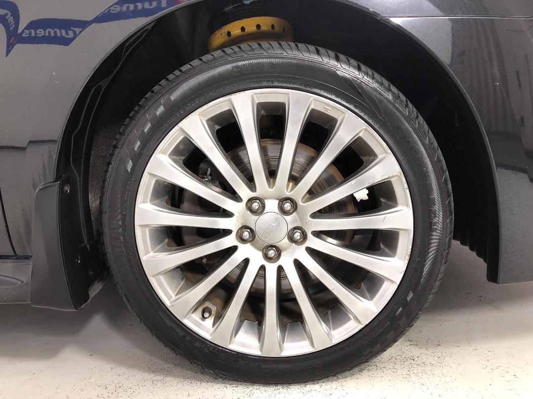 Photo '9' of Subaru Legacy