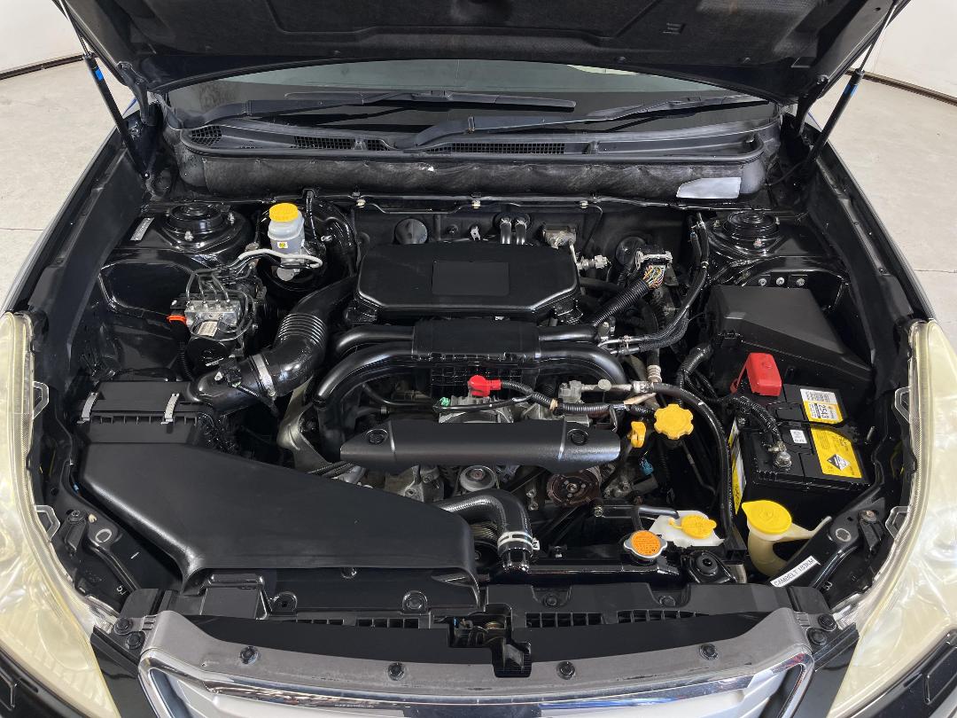 Photo '13' of Subaru Legacy