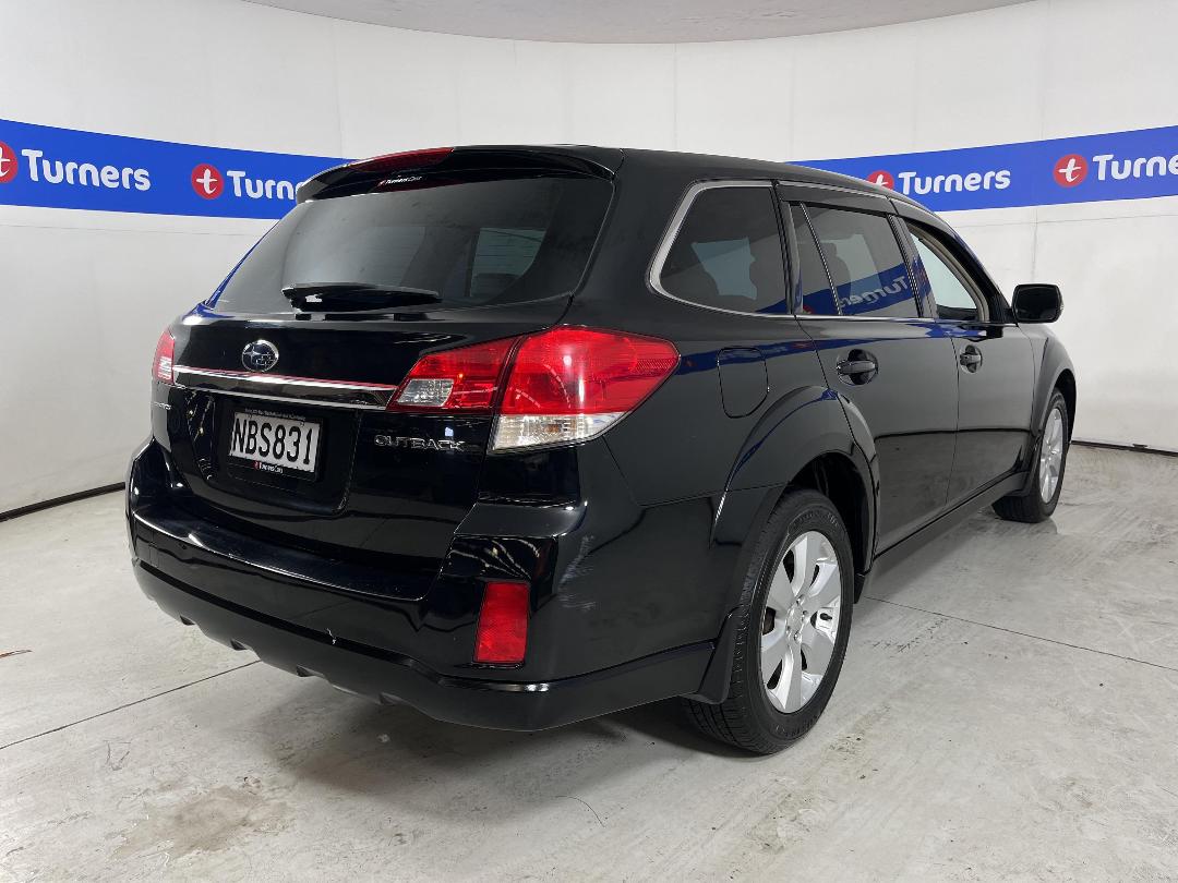 Photo '7' of Subaru Legacy