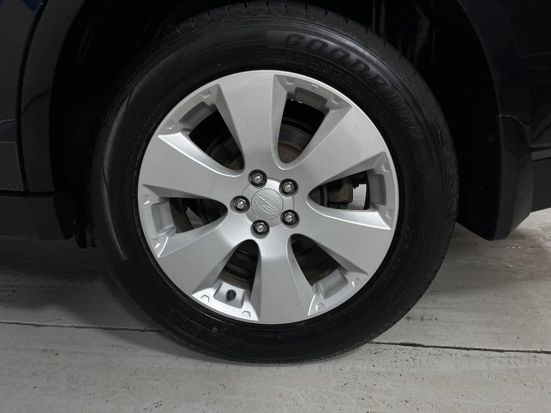 Photo '11' of Subaru Legacy