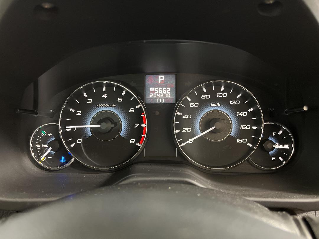 Photo '21' of Subaru Legacy