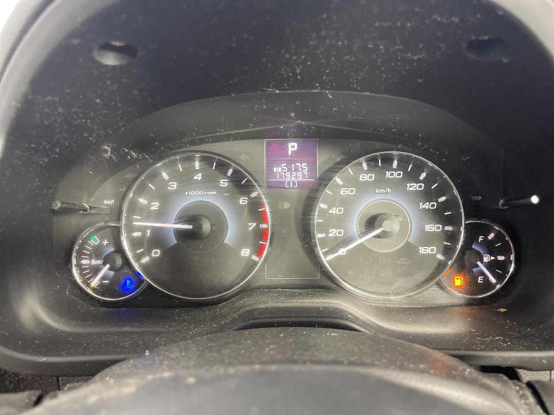 Photo '21' of Subaru Legacy