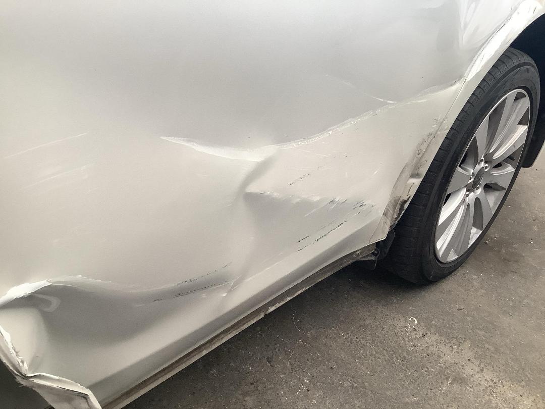 Photo '6' of Subaru Legacy Photo '6' of Subaru Legacy