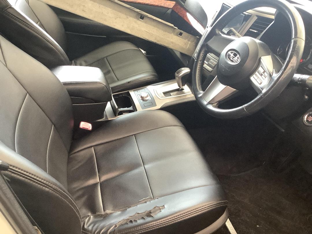 Photo '16' of Subaru Legacy Photo '16' of Subaru Legacy