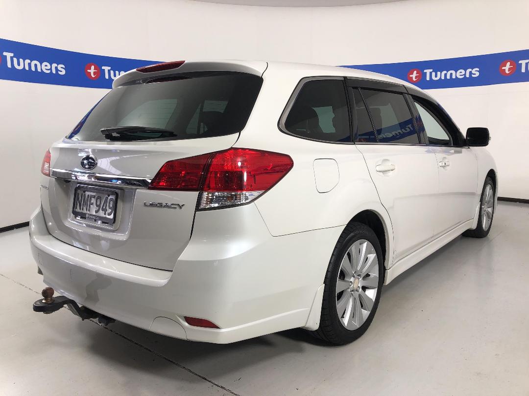 Photo '7' of Subaru Legacy Photo '7' of Subaru Legacy