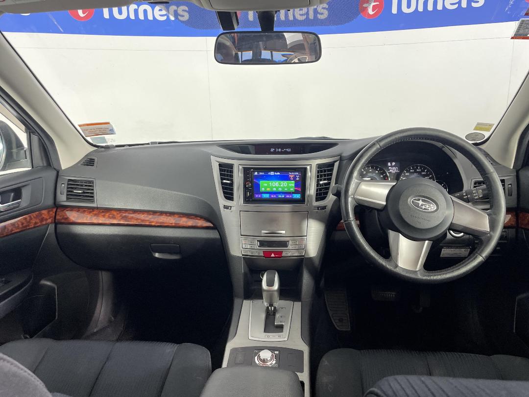 Photo '17' of Subaru Legacy Photo '17' of Subaru Legacy