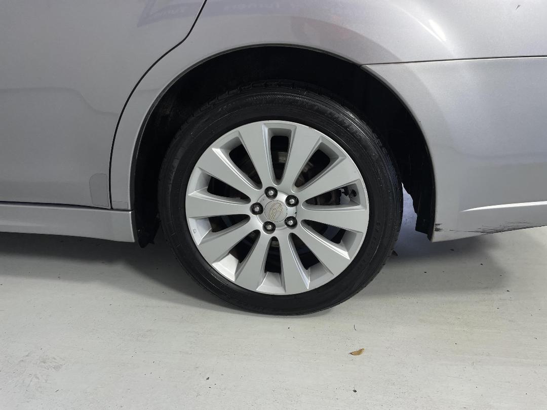 Photo '11' of Subaru Legacy Photo '11' of Subaru Legacy