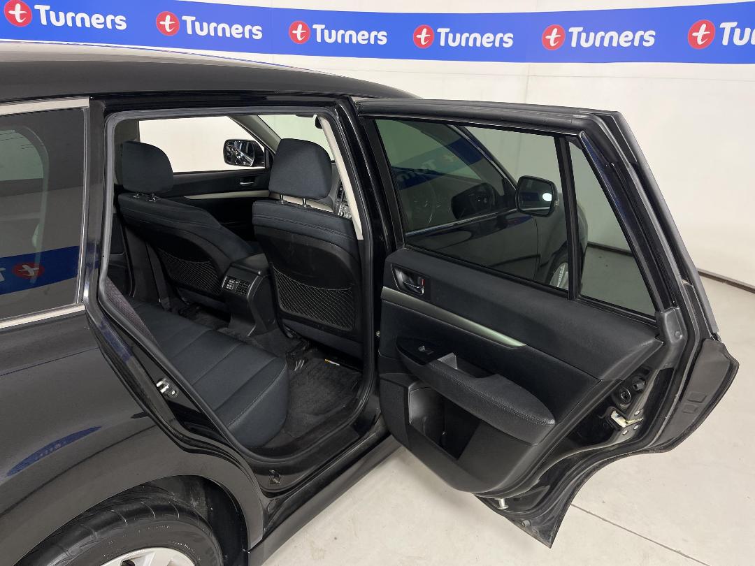 Photo '19' of Subaru Legacy