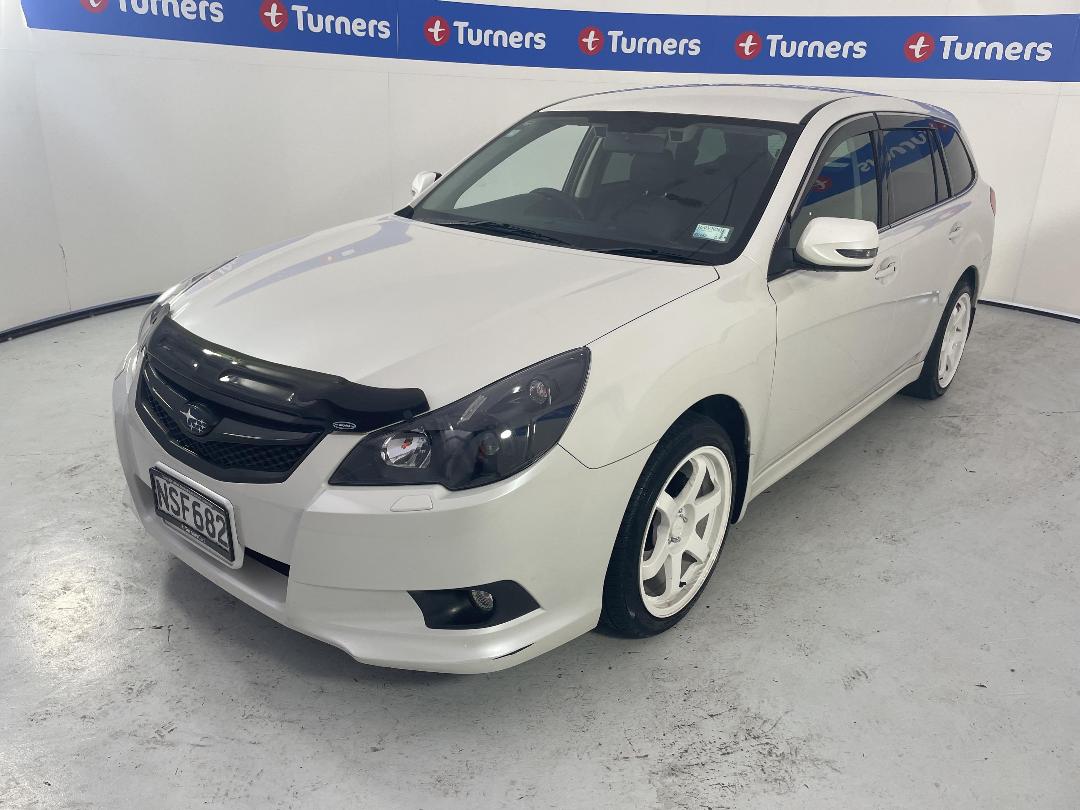 Photo '4' of Subaru Legacy