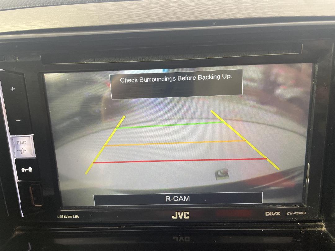 Photo '24' of Subaru Legacy