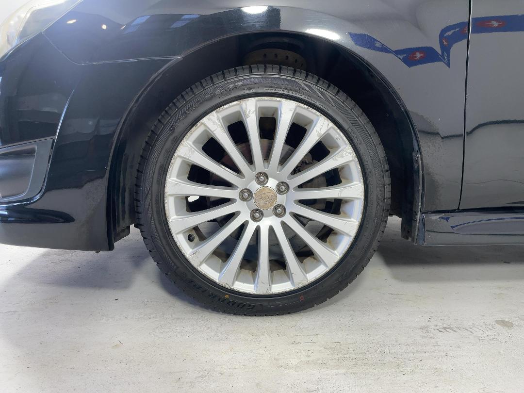 Photo '10' of Subaru Legacy Photo '10' of Subaru Legacy