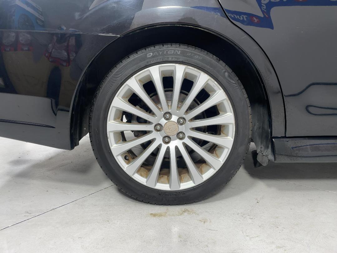 Photo '12' of Subaru Legacy Photo '12' of Subaru Legacy