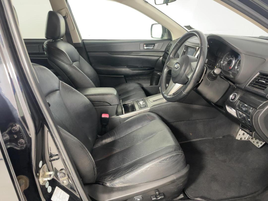 Photo '16' of Subaru Legacy Photo '16' of Subaru Legacy