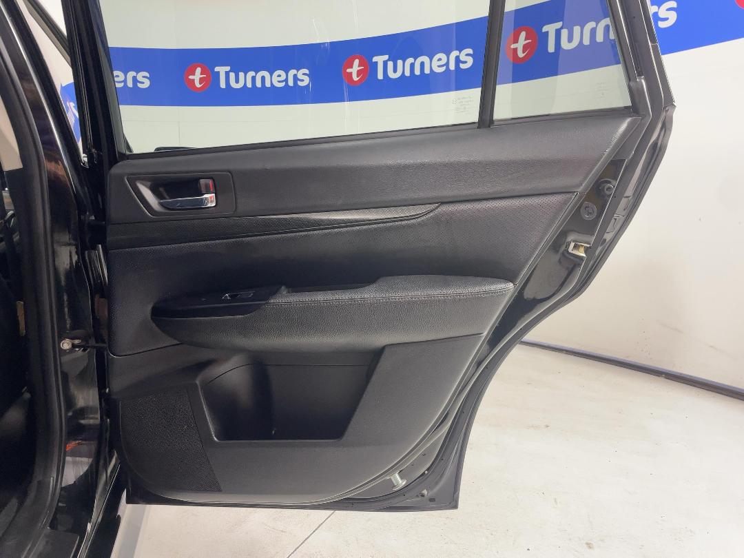 Photo '19' of Subaru Legacy Photo '19' of Subaru Legacy