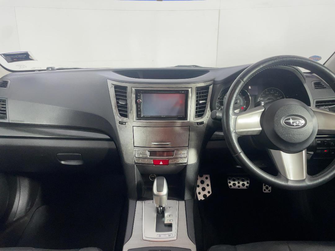 Photo '17' of Subaru Legacy Photo '17' of Subaru Legacy