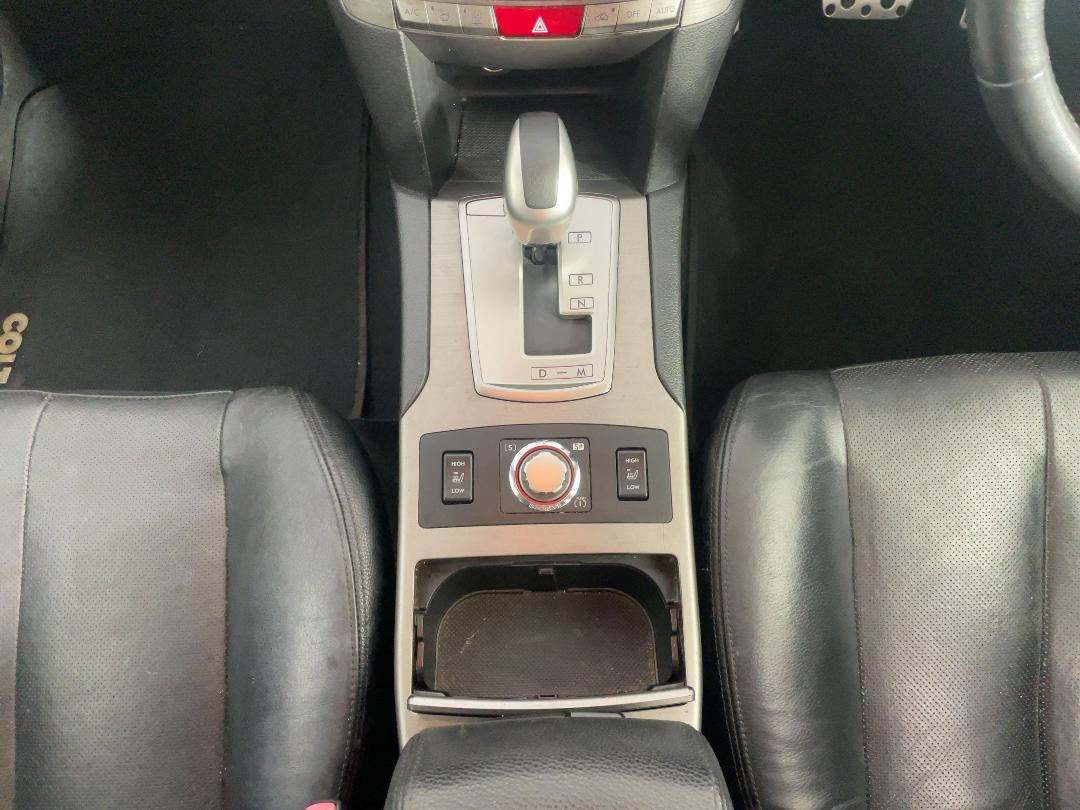 Photo '18' of Subaru Legacy Photo '18' of Subaru Legacy