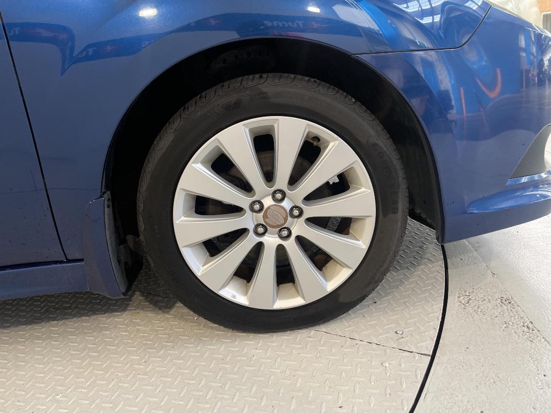 Photo '9' of Subaru Legacy Photo '9' of Subaru Legacy