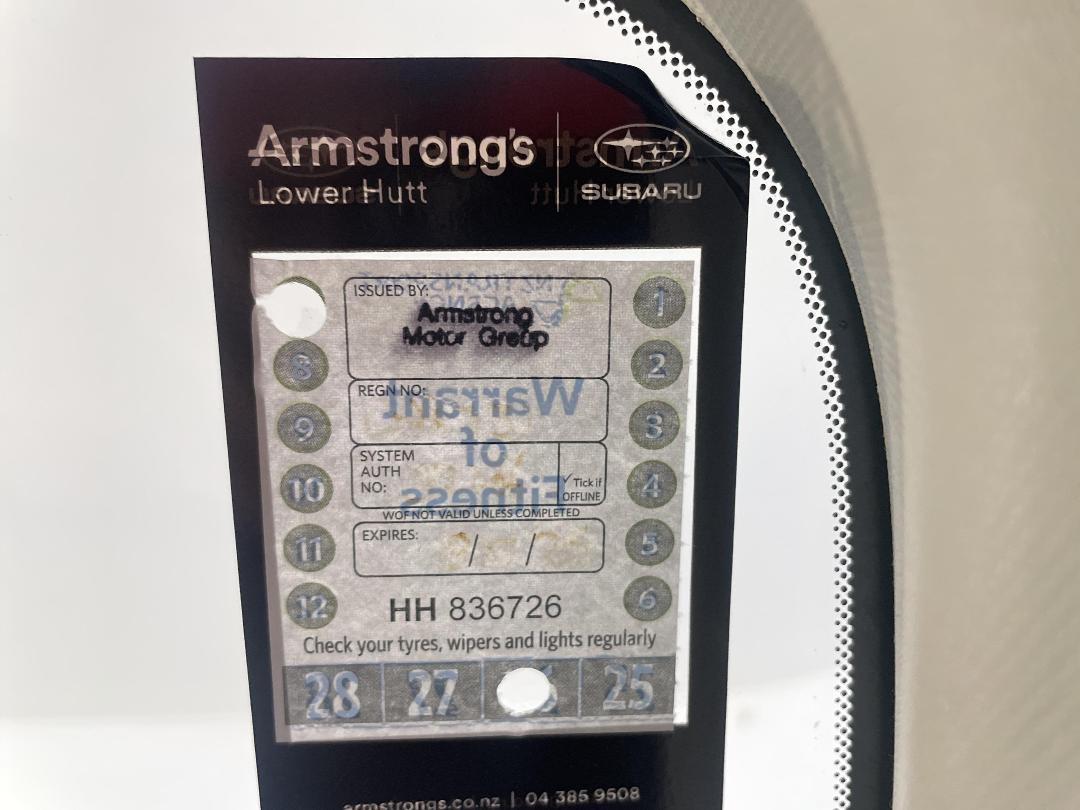 Photo '26' of Subaru Legacy Photo '26' of Subaru Legacy