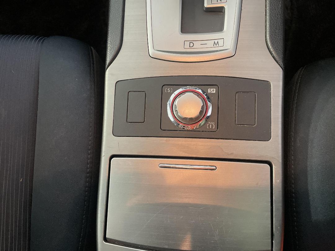 Photo '24' of Subaru Legacy Photo '24' of Subaru Legacy