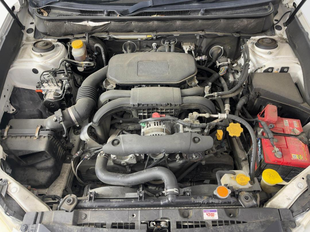 Photo '13' of Subaru Legacy