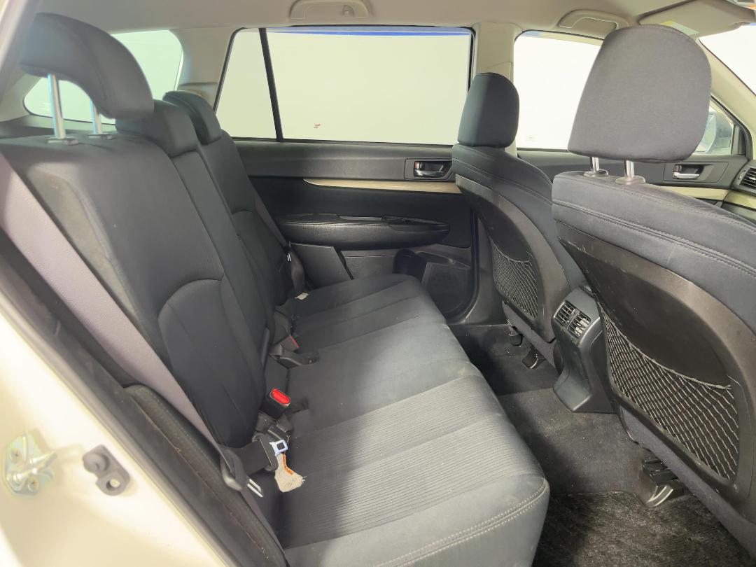 Photo '20' of Subaru Legacy