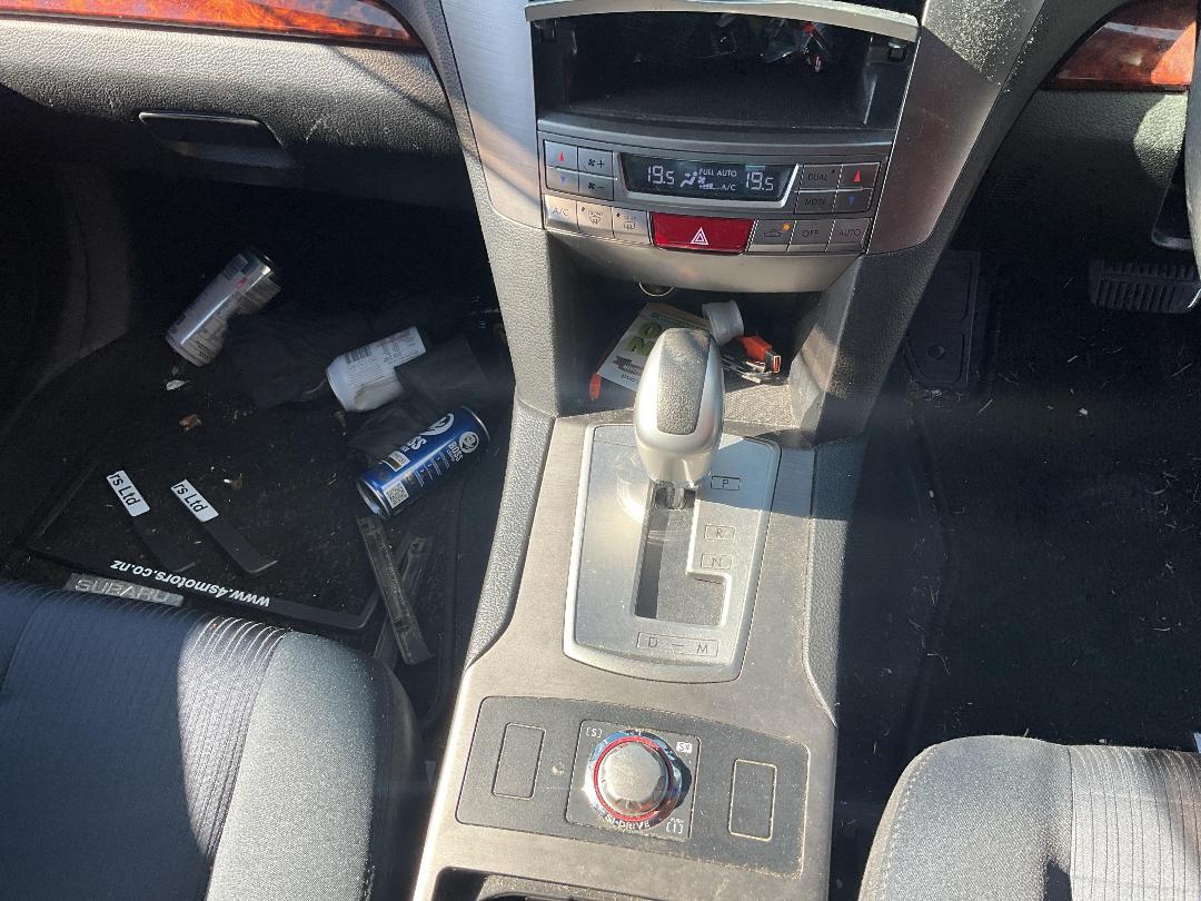 Photo '28' of Subaru Legacy Photo '28' of Subaru Legacy