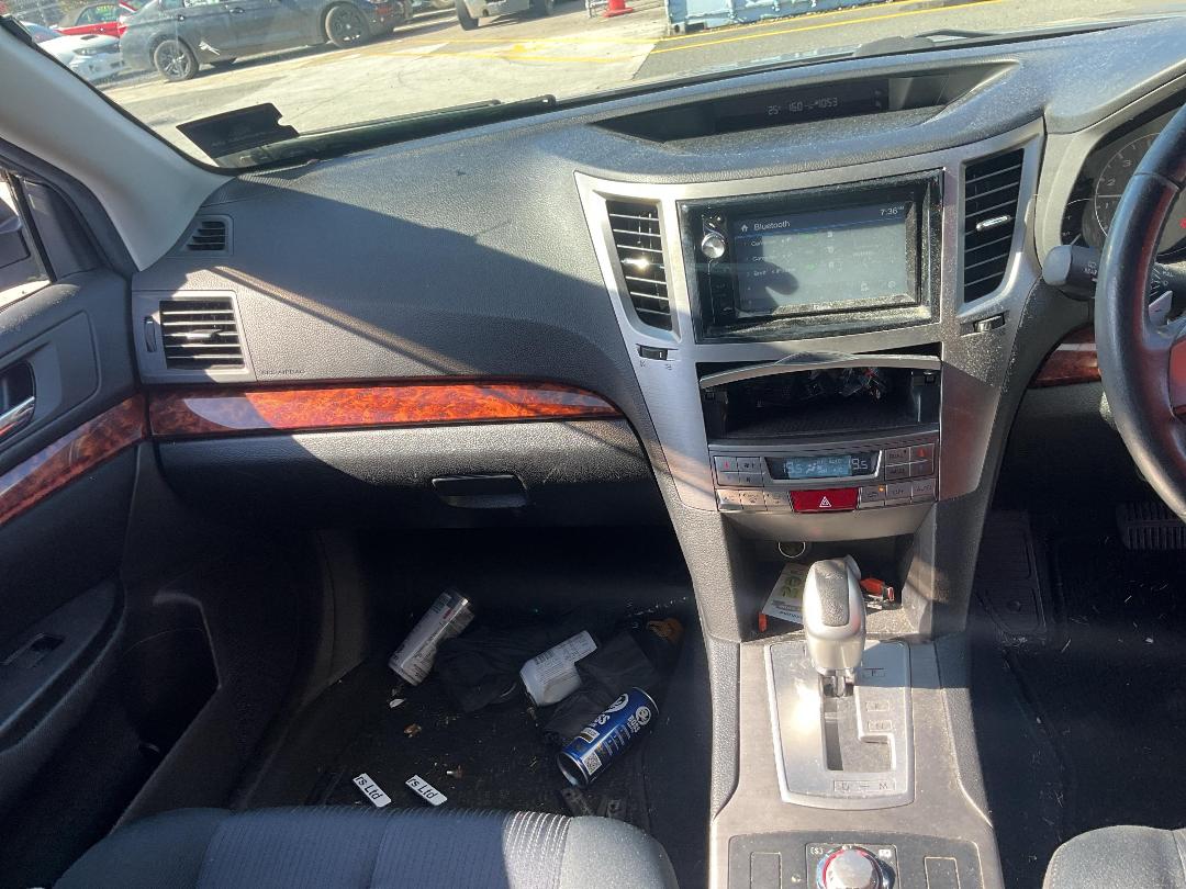 Photo '29' of Subaru Legacy Photo '29' of Subaru Legacy