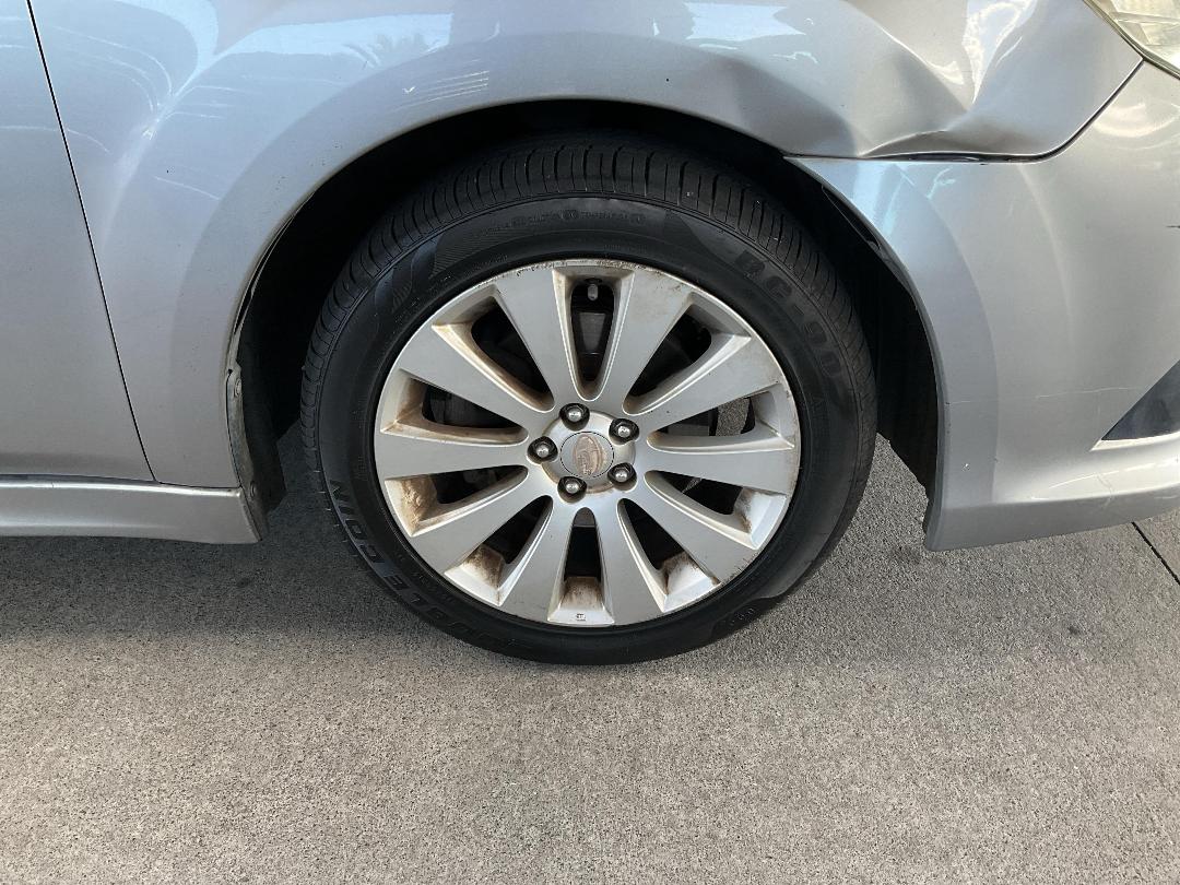 Photo '9' of Subaru Legacy