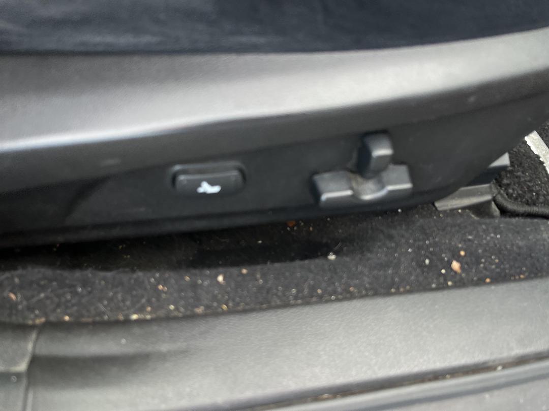 Photo '23' of Subaru Legacy Outback