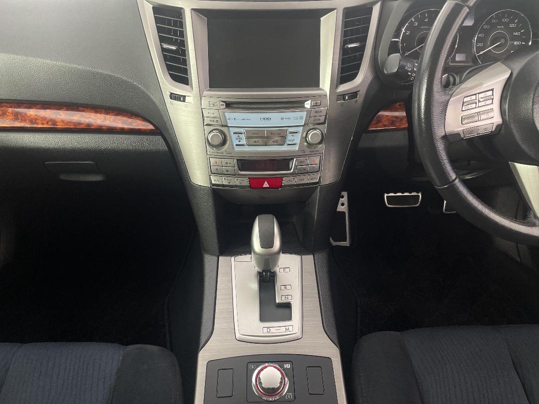 Photo '18' of Subaru Outback