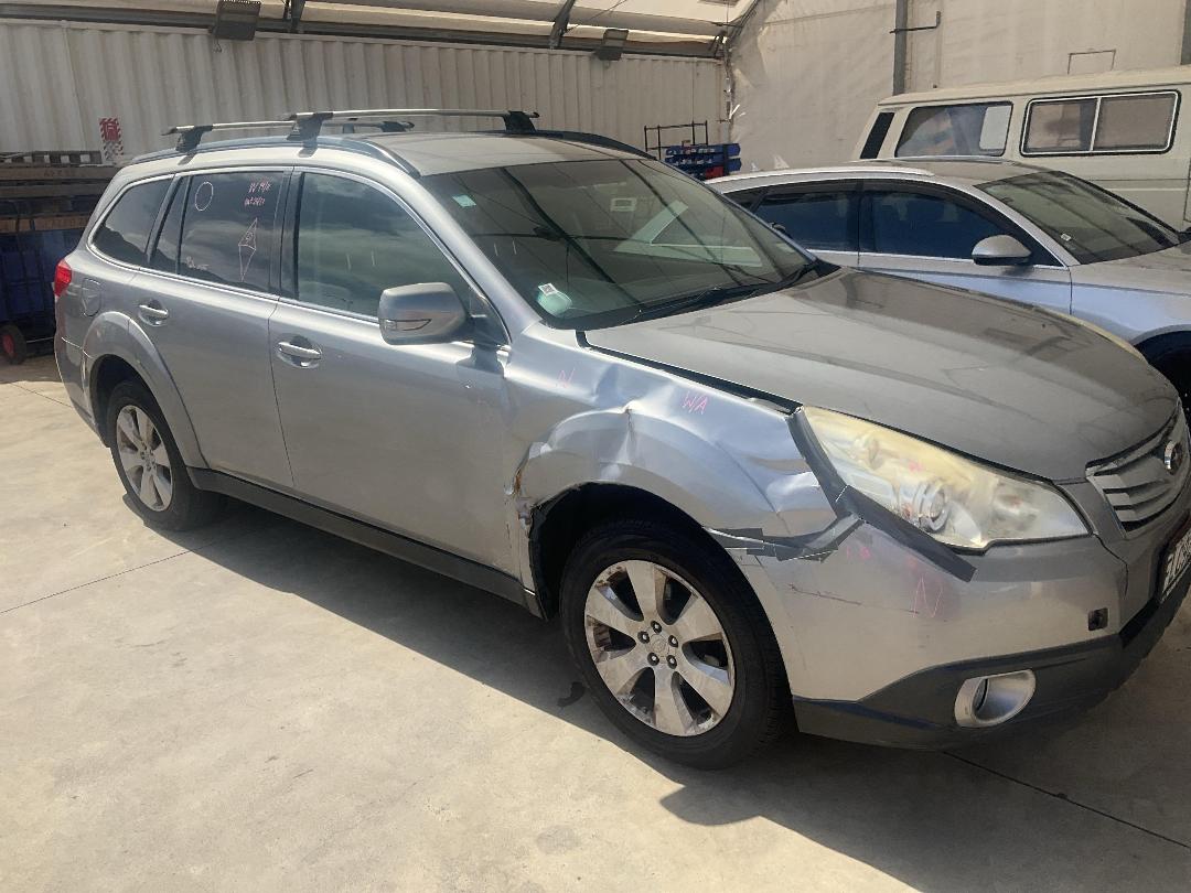 Photo '6' of Subaru Outback 25I Photo '6' of Subaru Outback 25I