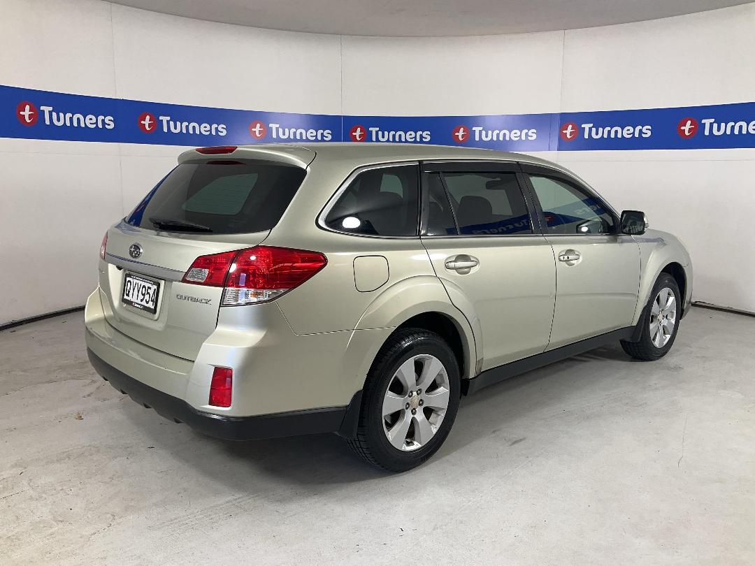 Photo '7' of Subaru Outback