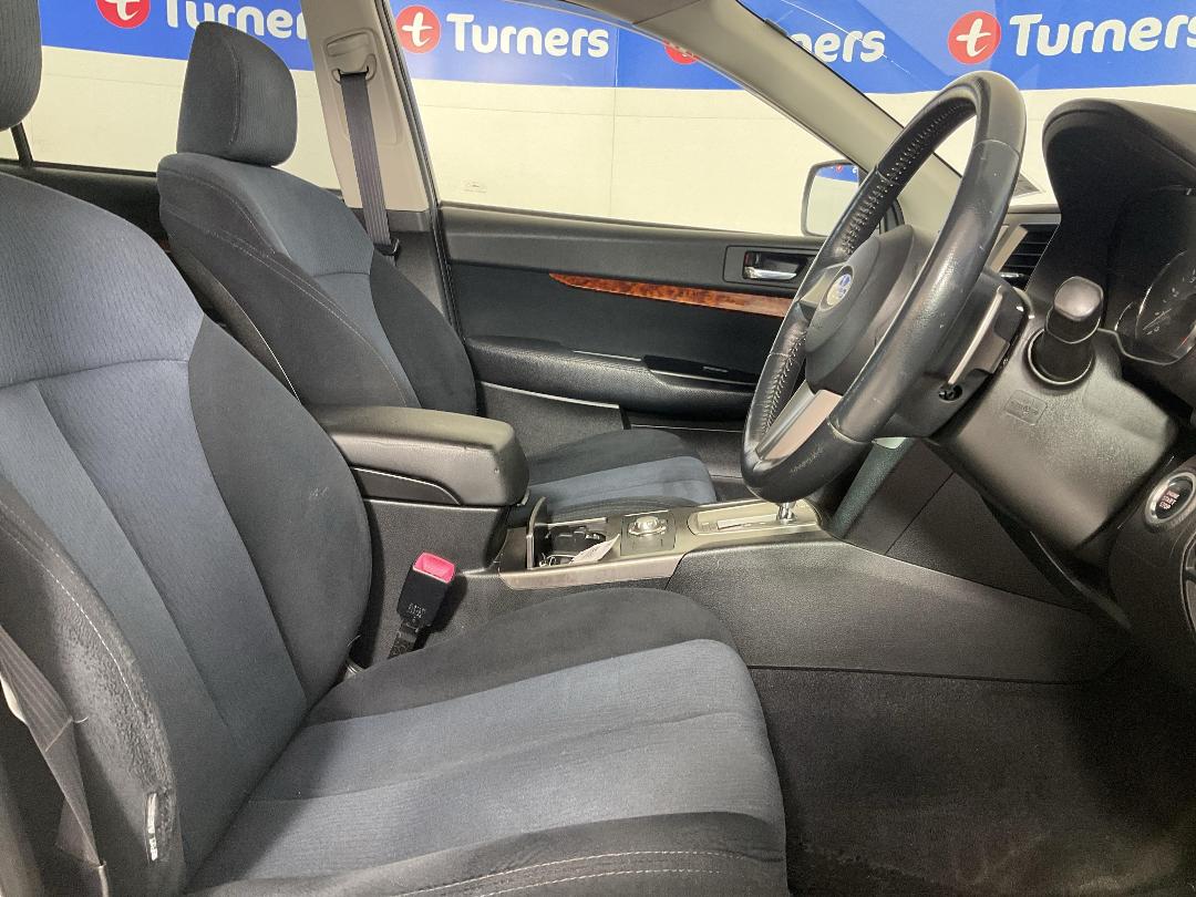 Photo '16' of Subaru Outback