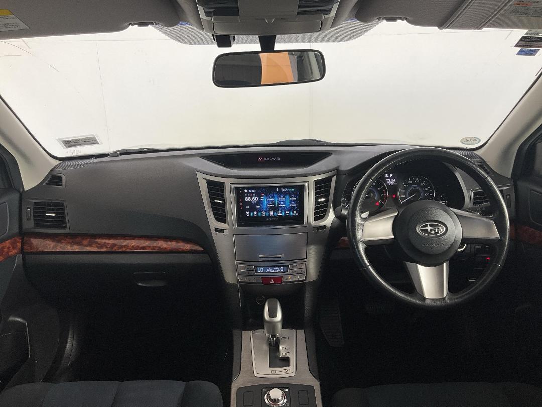 Photo '17' of Subaru Outback