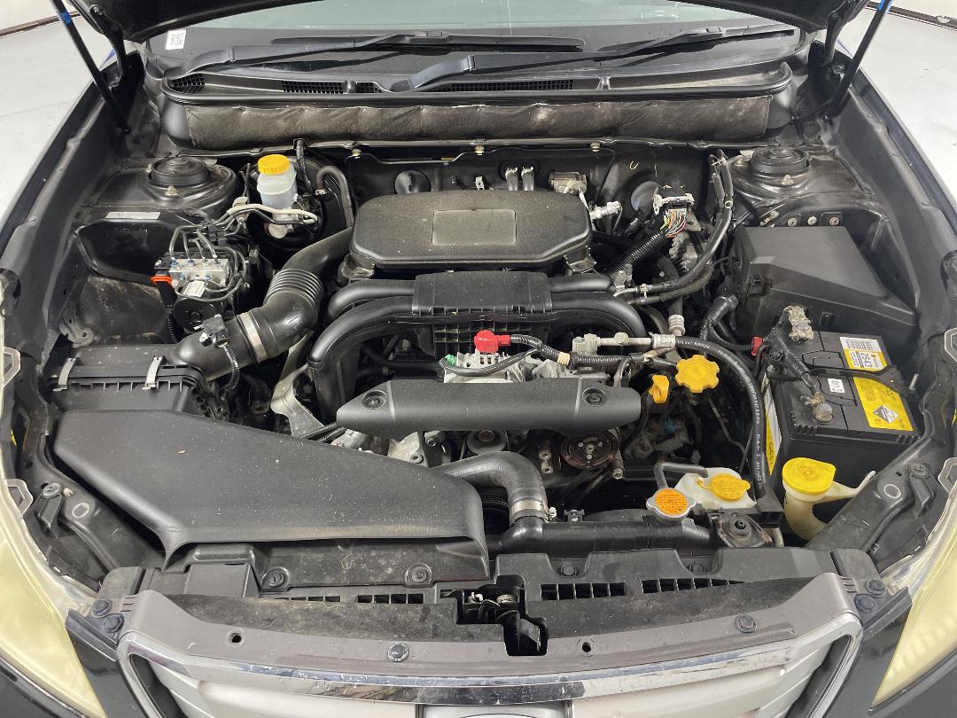 Photo '13' of Subaru Outback