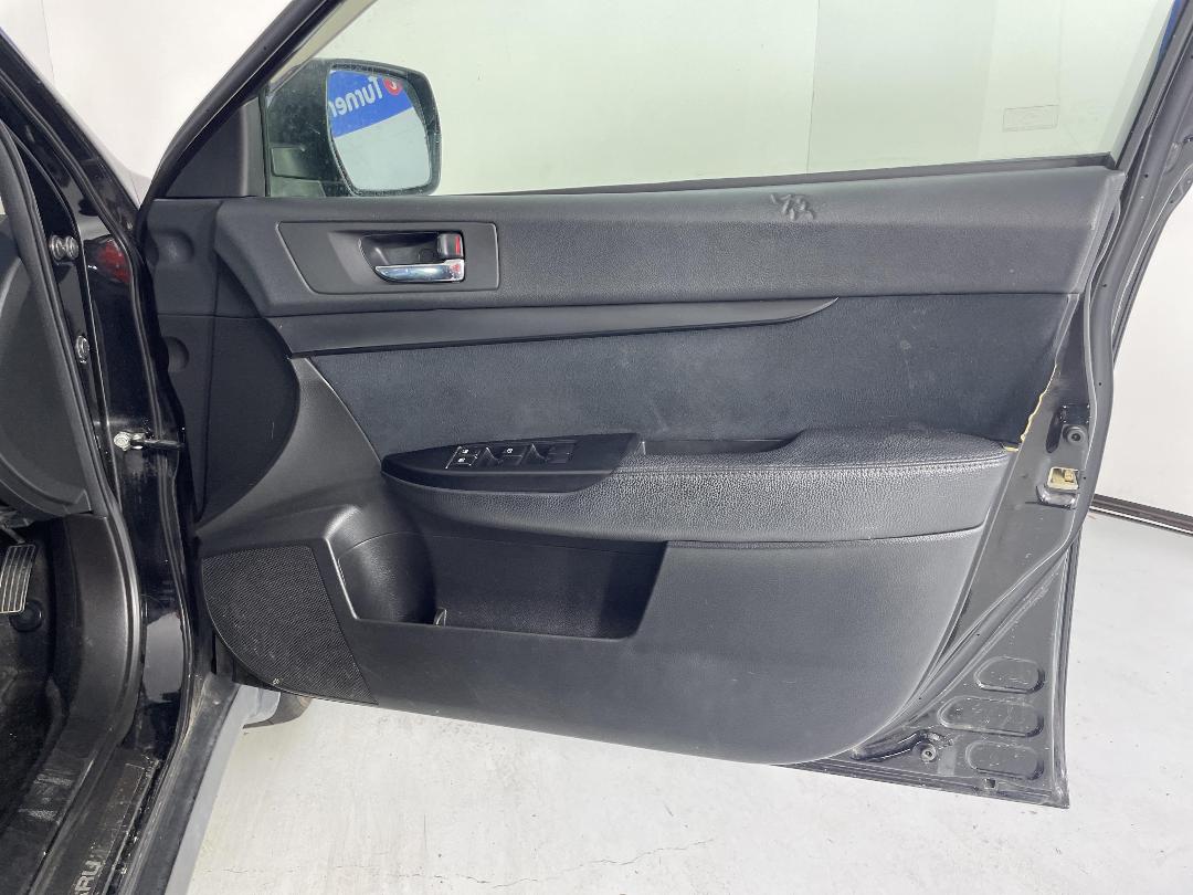 Photo '15' of Subaru Outback