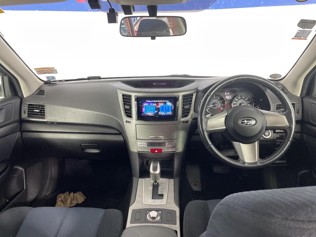 Photo '17' of Subaru Outback