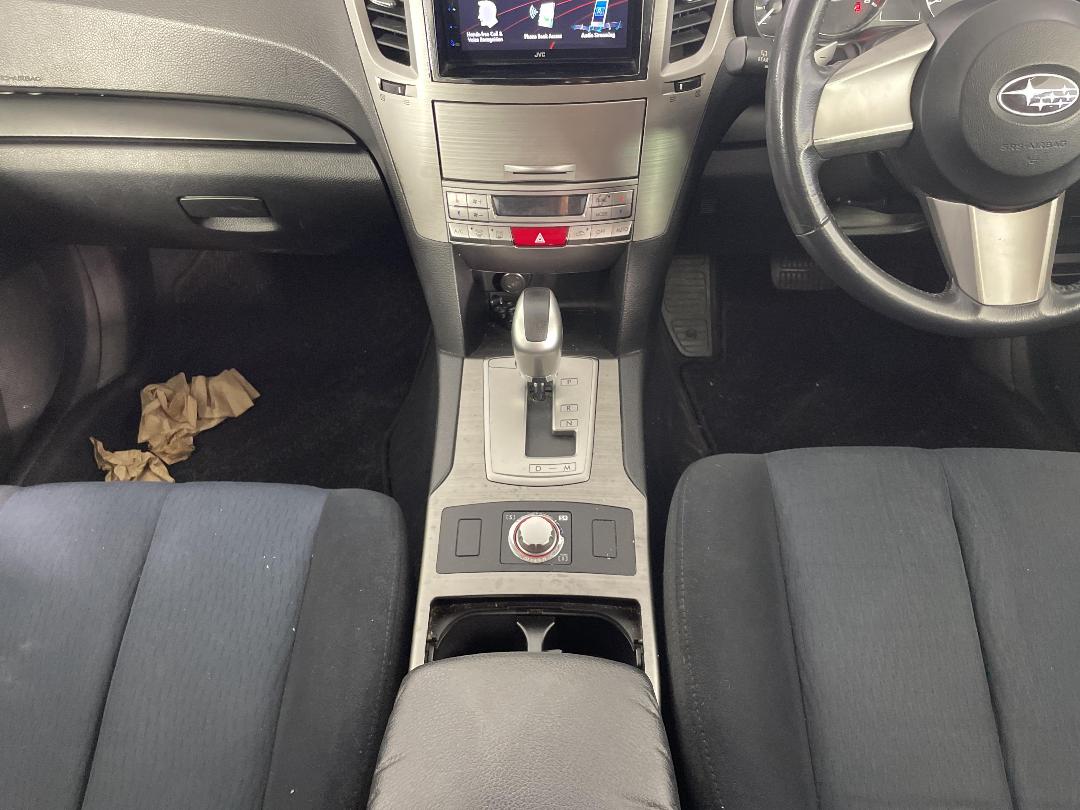 Photo '18' of Subaru Outback