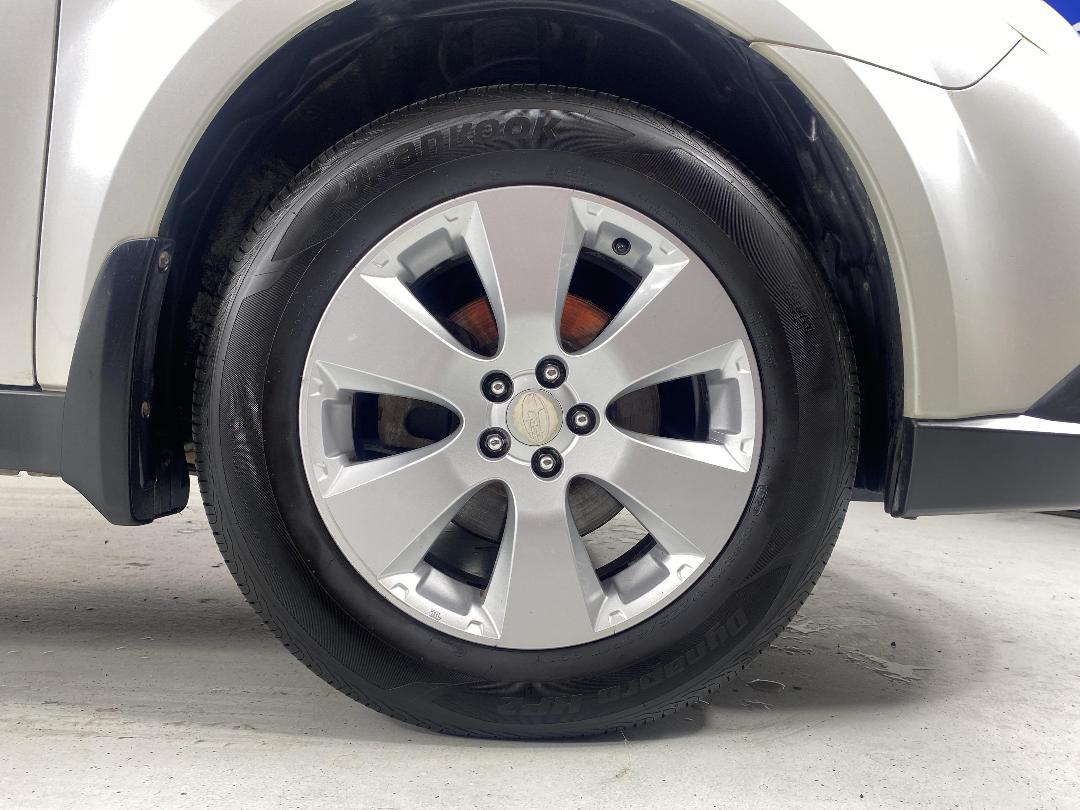 Photo '9' of Subaru Outback Photo '9' of Subaru Outback