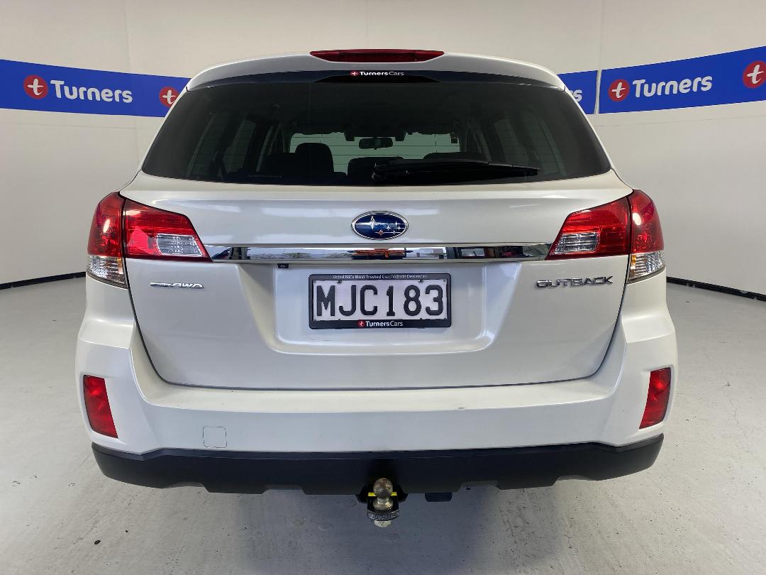 Photo '6' of Subaru Outback Photo '6' of Subaru Outback