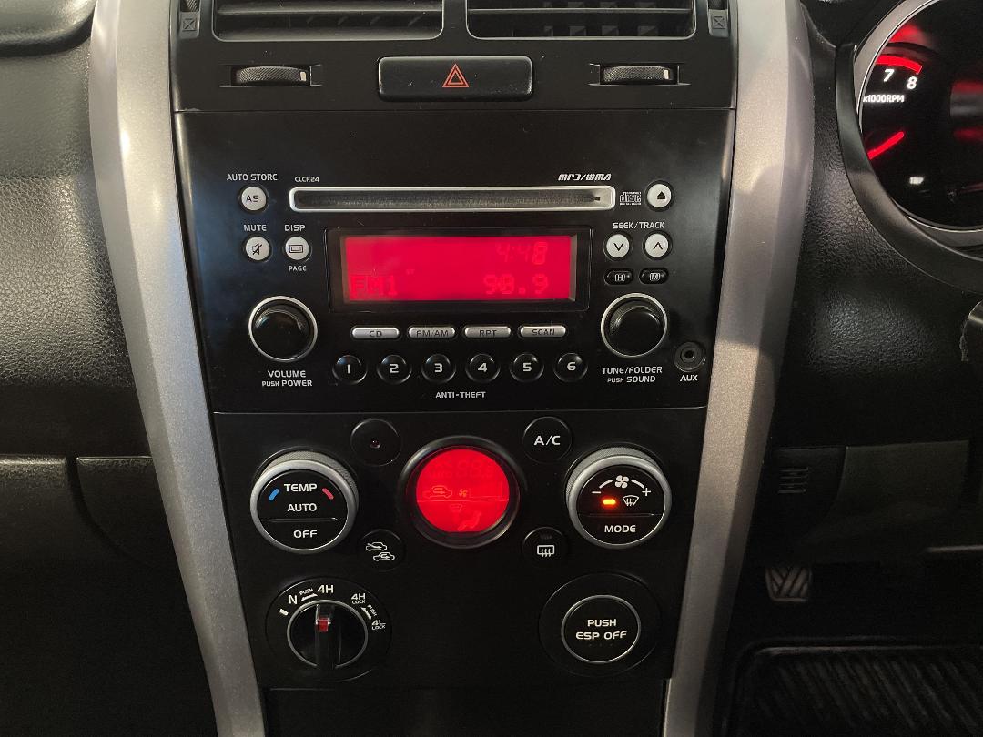 Photo '24' of Suzuki Grand Vitara Photo '24' of Suzuki Grand Vitara