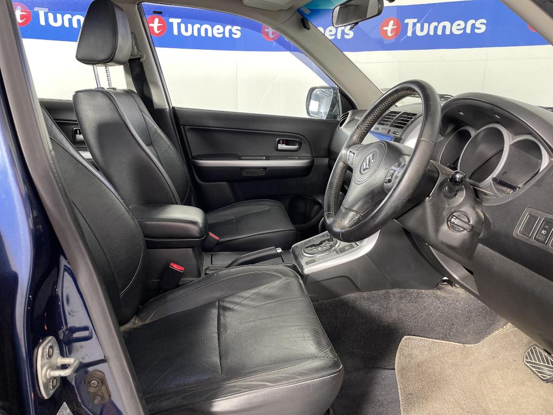 Photo '16' of Suzuki Grand Vitara